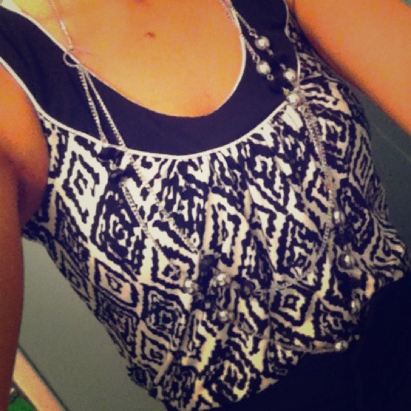 ***REDUCED***Cute, dressy shirt