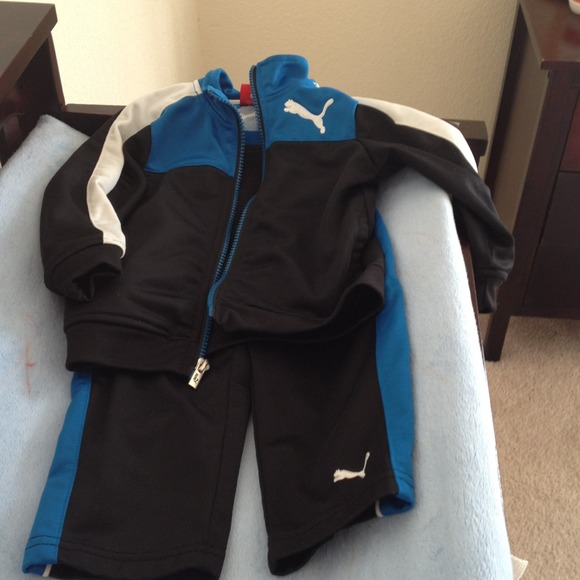 Puma sweatsuit