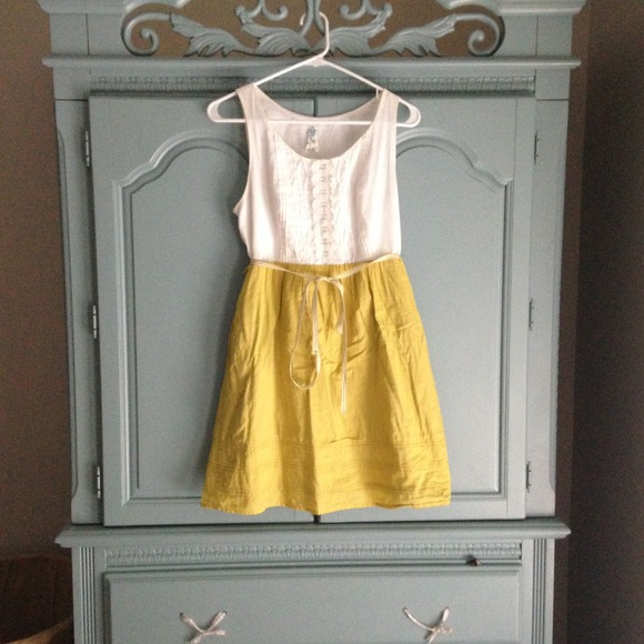 SOLD IN BUNDLE. Anthropologie dress