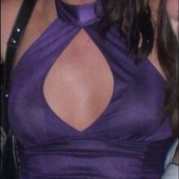 🚫Traded itsasiangirl🚫Purple open halter top