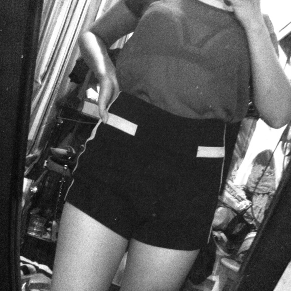 Traded 😄Highwaisted black and beige shorts