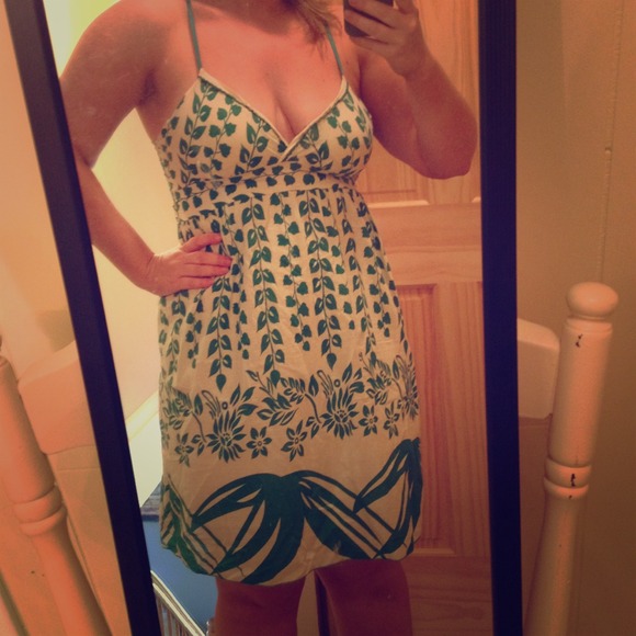 Traded!!Pretty Green & White Summer Dress