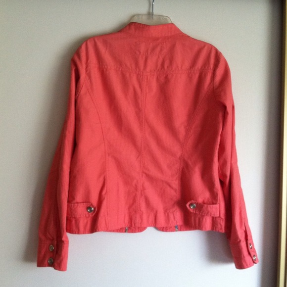 Soft coral jean jacket - Picture 2 of 3