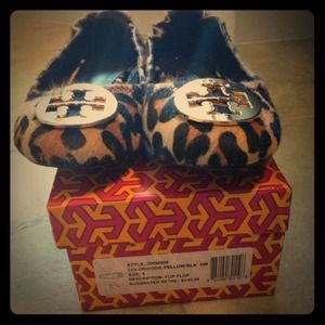 Tory burch reva flats -size 9