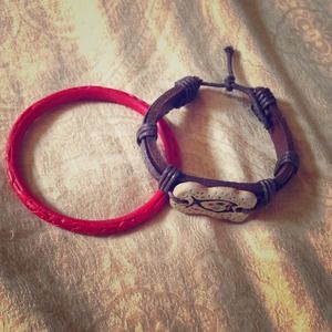 Set of two bracelets