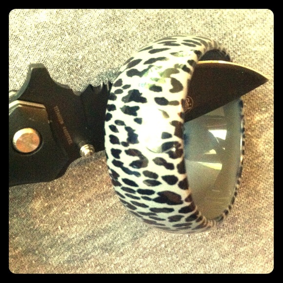 Dark Cheetah Bracelet