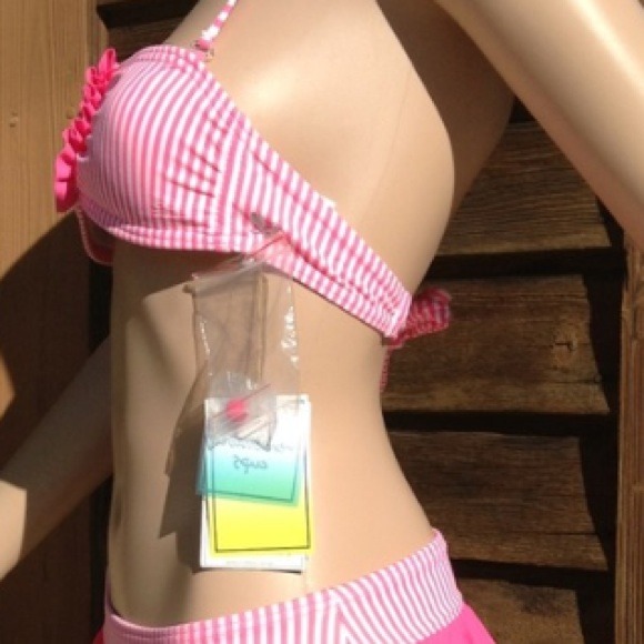 2CHILLIES Hot Pink Bikini Top - Picture 4 of 9