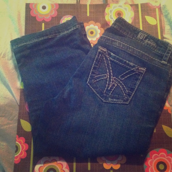 Denim Capri - excellent condition! 🌻