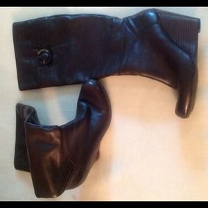 Beautiful Guess brown leather boots sz 9 M