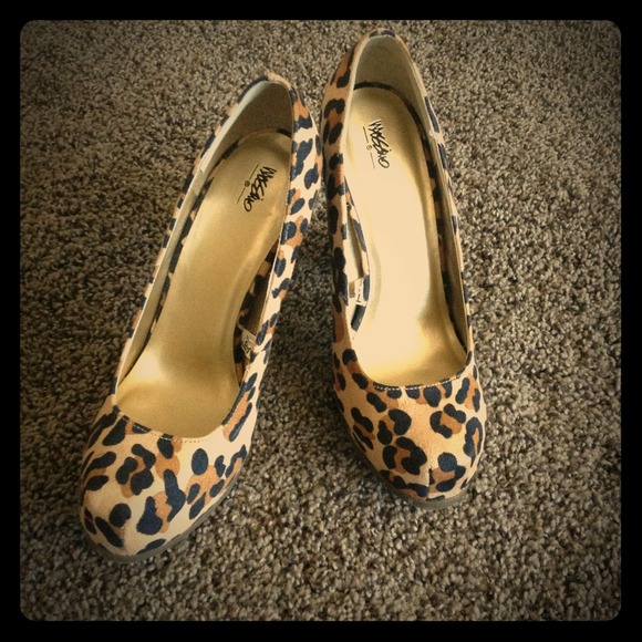 Leopard Animal Print Pumps! - RESERVED!!!