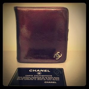 Authentic Chanel wallet Authentic Chanel wallet