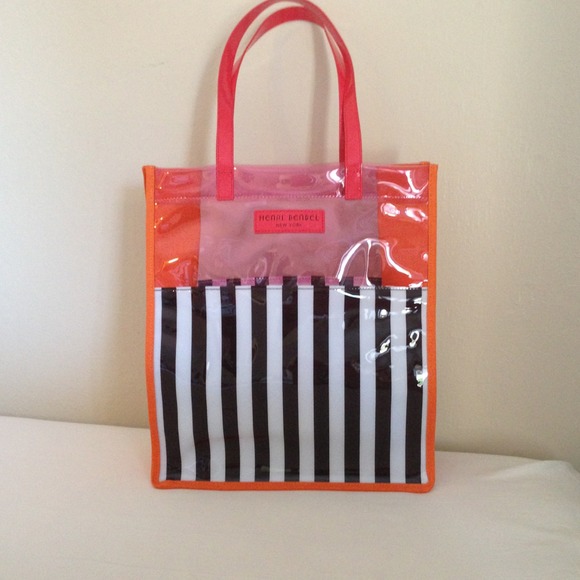 🚫🚫SOLD🚫🚫Henri Bendel beach/pool tote