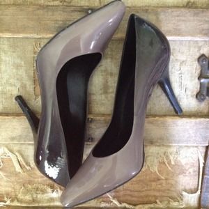 Banana Republic Ombré Pumps