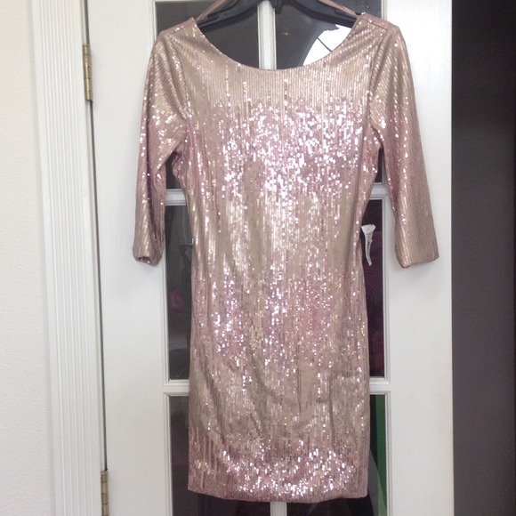 Sequin 3/4 Sleeve Dress