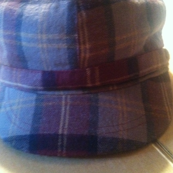 ❌SOLD IN BUNDLE❌ - Picture 2 of 3