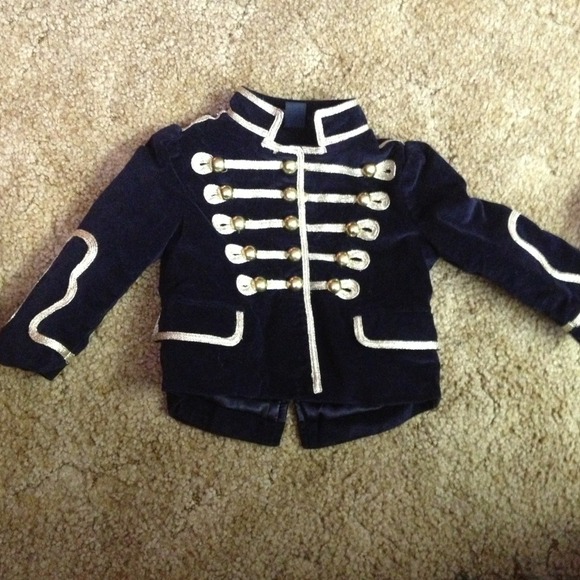 SOLD SOLD 12-18 month gap jacket *reserved*