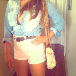 Cuffed pink highwaisted shorts