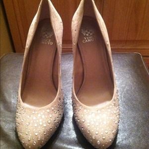 Size 9.5 Vince Camuto