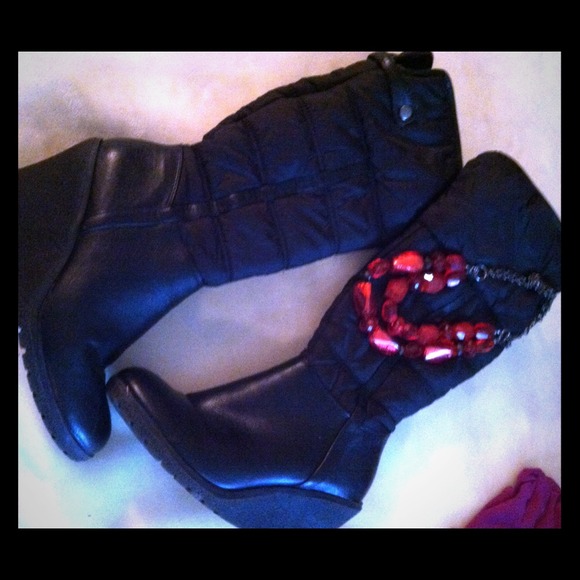 The cutest snow boots you'll ever own!