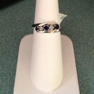 10kt sapphire and diamond ring