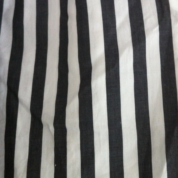 Gray Forever 21 striped skirt - Picture 3 of 4