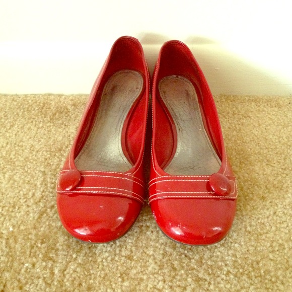 60's Inspired Cherry Red Slight Wedges