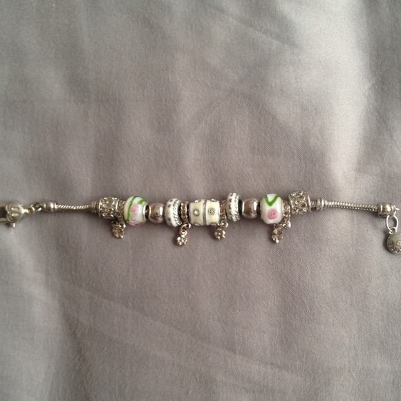 Charm bracelet