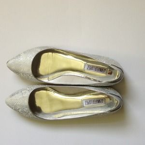 Silver flats, worn just once!!!