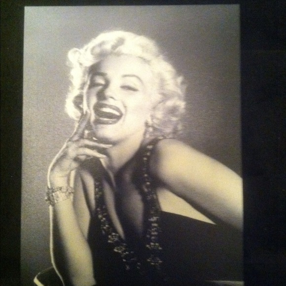 ❌SOLD❌Marilyn Monroe Canvas- Wall Decor