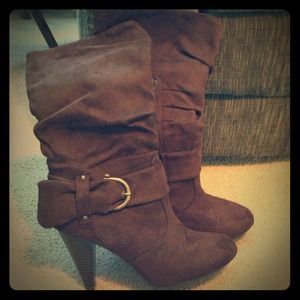 Brown heel boots