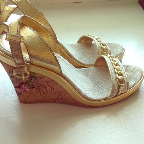 Reduced price!Authentic coach wedge sandals size 7