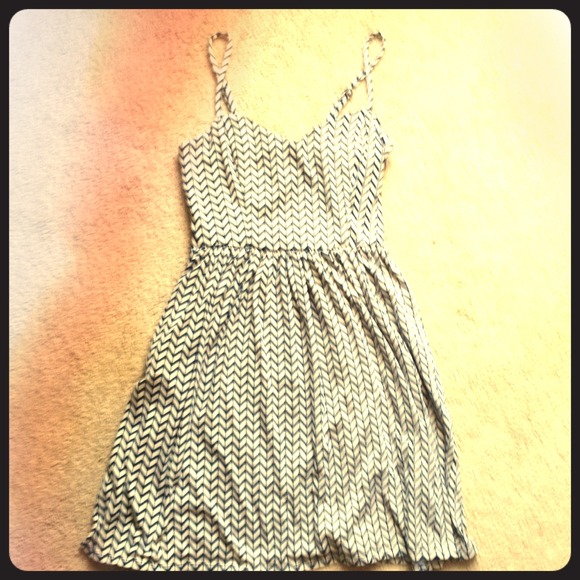 Xhilaration dress size small
