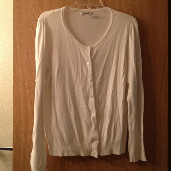 Kenneth Cole cardigan