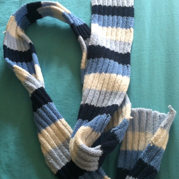 Scarf - Picture 1 of 1