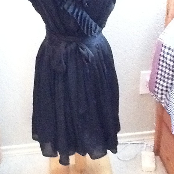 (TRADED)  Black Wrap Dress - Picture 3 of 4