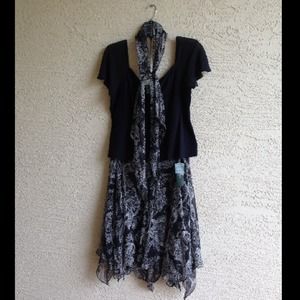 ❌SOLD❌Ralph Lauren blouse, scarf and skirt.