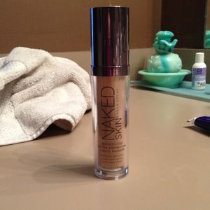 Urban Decay Naked Skin Liquid Makeup