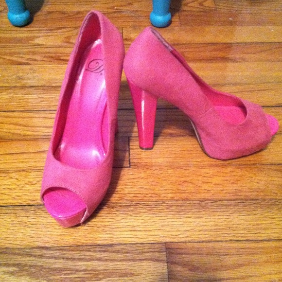 Reduced!! Wild Diva neon pink peep toe heels
