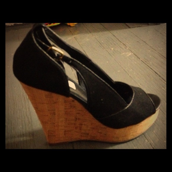 Steve Madden wedges. Never worn