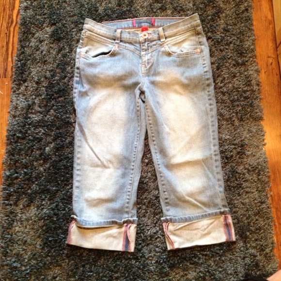 Sold in bundle - Blue Jean Capri with cute