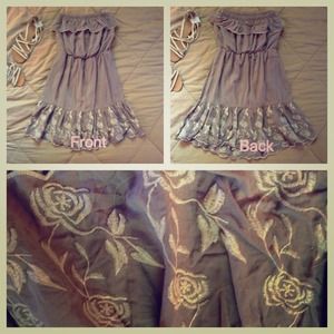 grey-lavender dress w/ floral accents 👗🌸