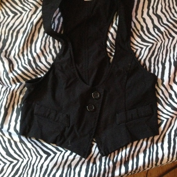 Black vest