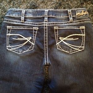 Sold in bundle Silver Jeans Aiko Bootcut 32x33