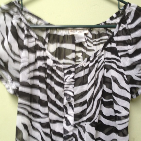 🚫TRADED🚫Zebra Top