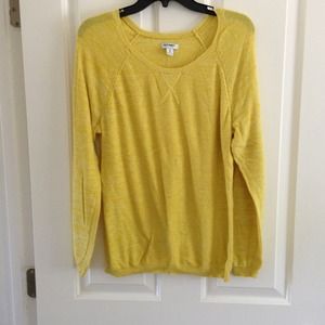 Women's lightweight crew neck sweater