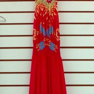 BEAUTIFUL RED SUMMER DRESS WITH BEAUTIFUL DESIGNS