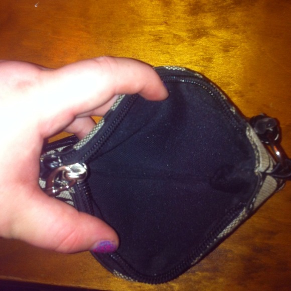 Coach whistlet - Picture 3 of 3