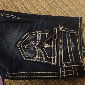 Rock revival size 24