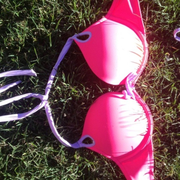 Victoria Secret push up swim suit top!Adds to cups