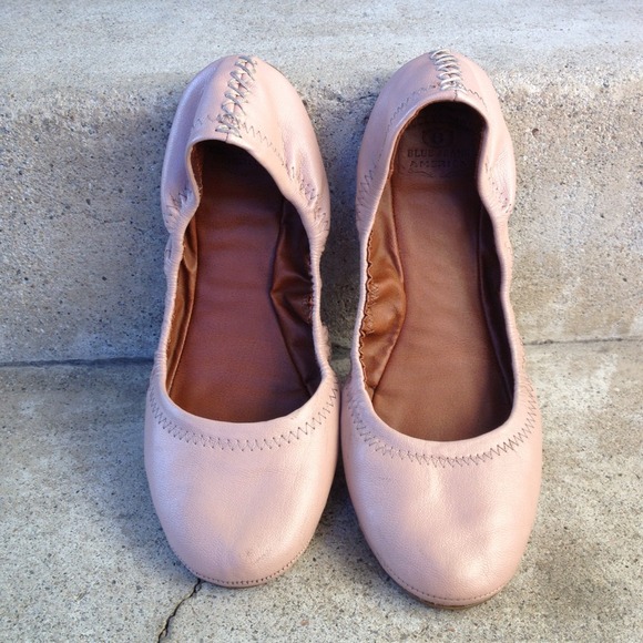 **Hold**Lucky Brand Ballet Flats